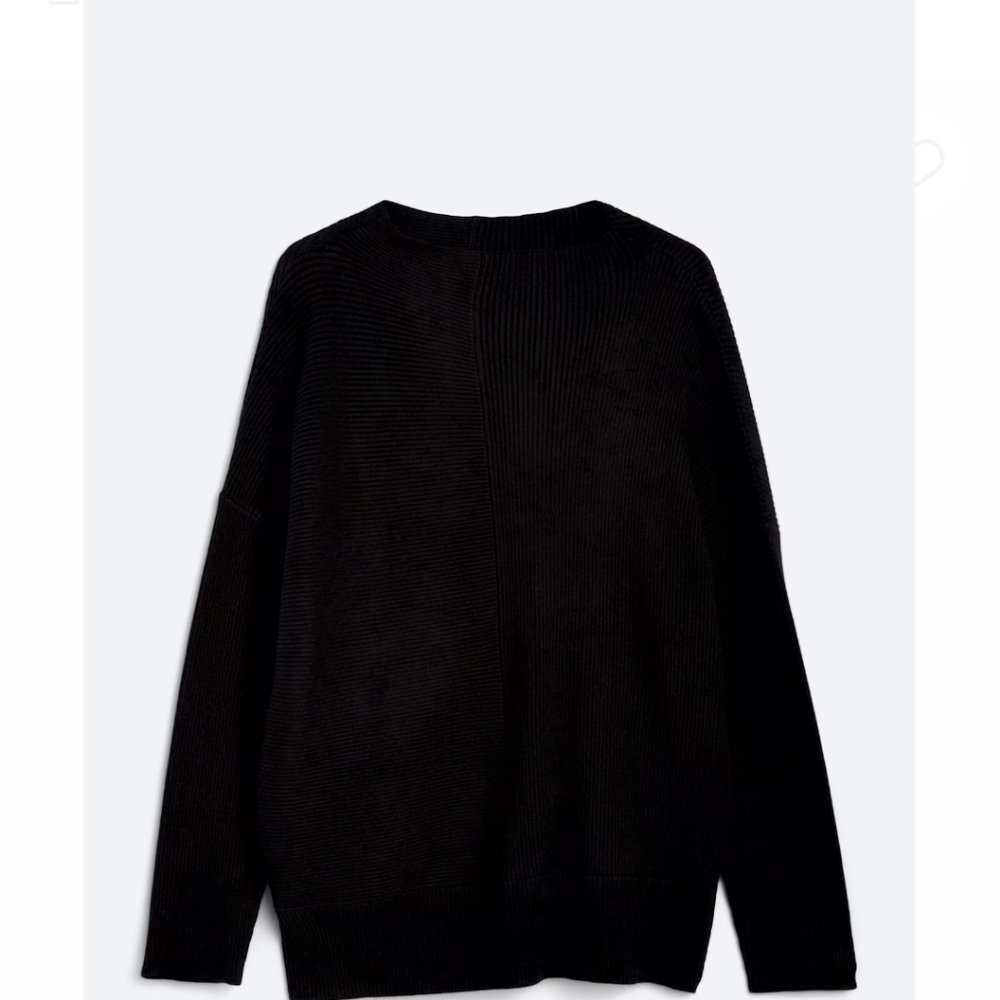 41 Hawthorn Women's Dark Gray V-Neck Sweater